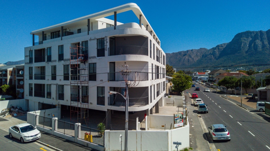 2 Bedroom Property for Sale in Claremont Western Cape